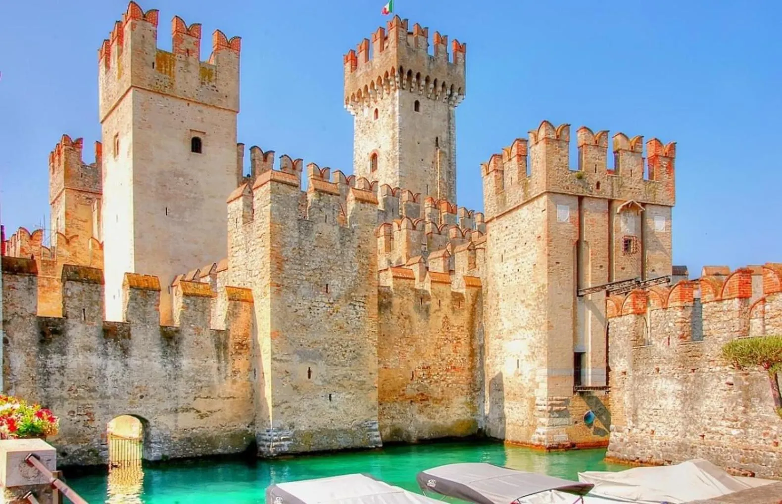 Turchese Apartment - Centro Colombare Con Piscina Sirmione Italy